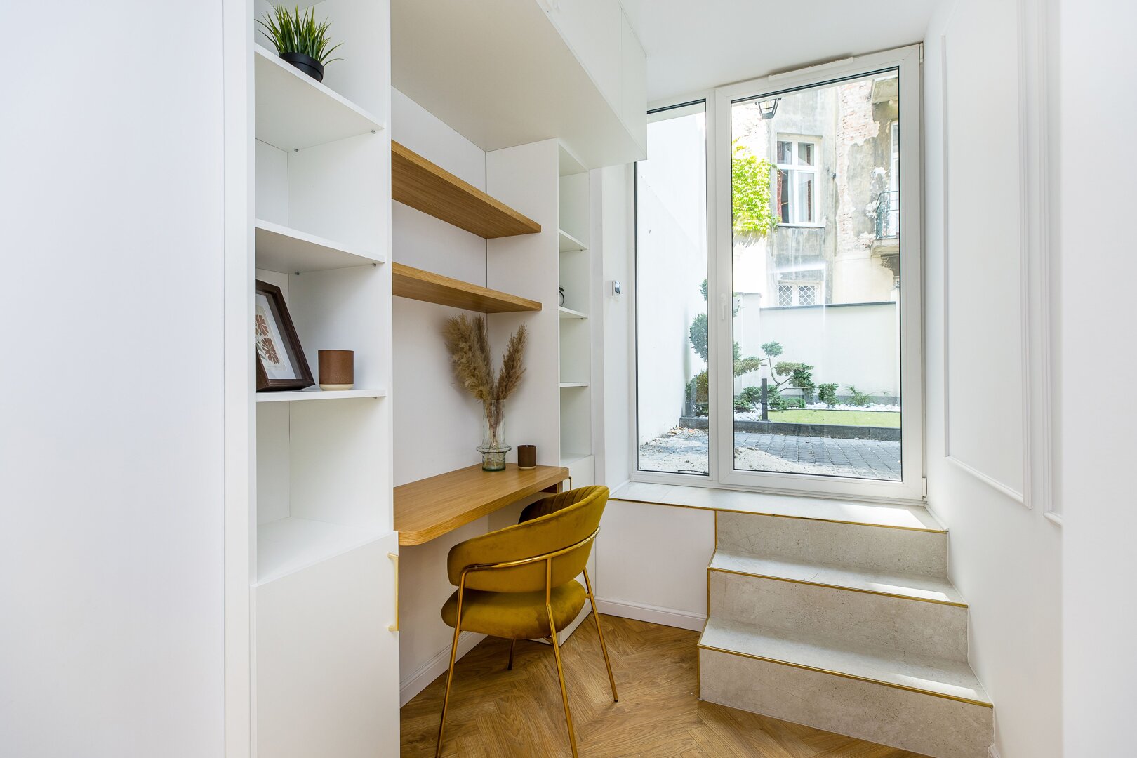 Radny Capital Sp. z o.o. - 8